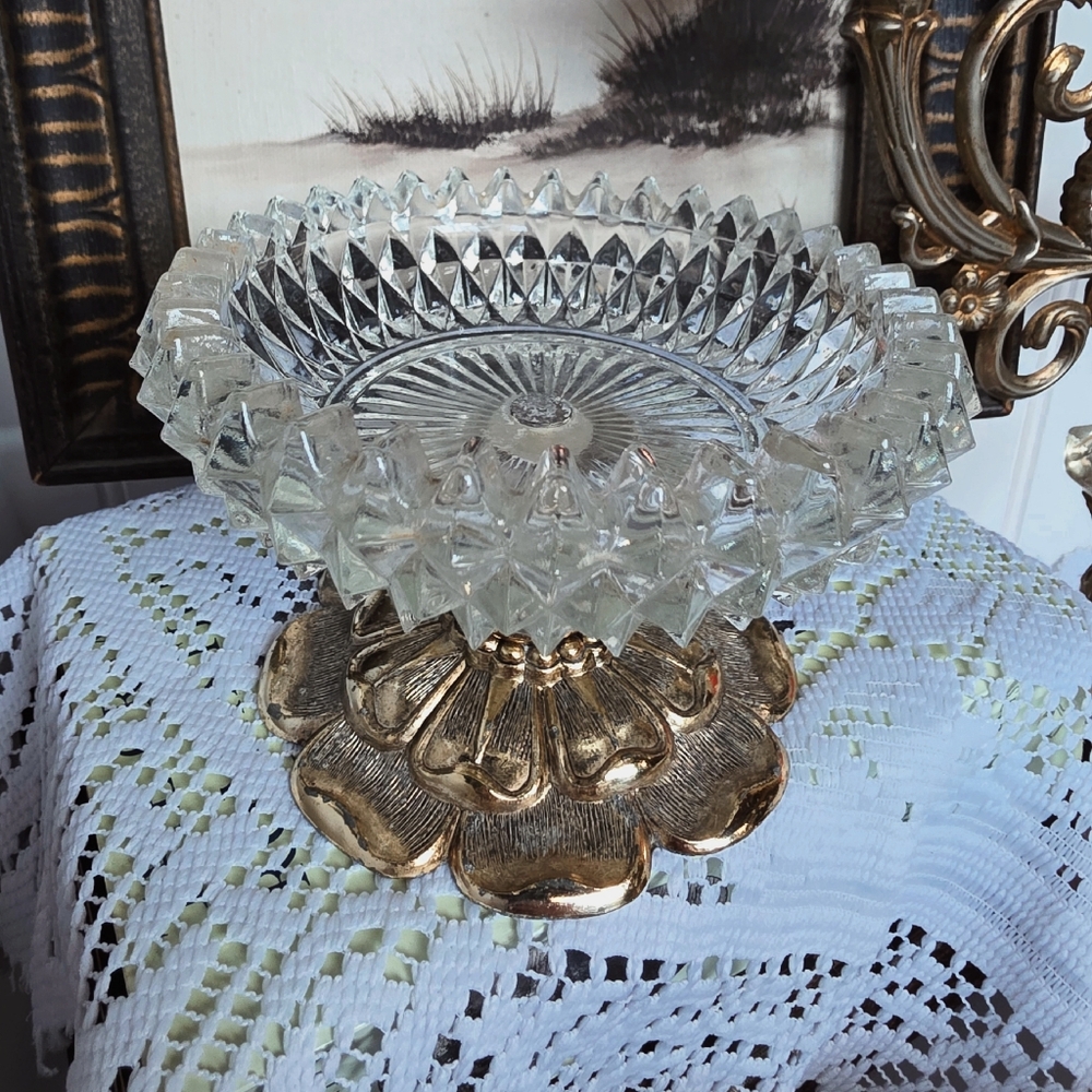 Vintage America Gold Candle Holder Elegant Accent - Picture 10 of 10